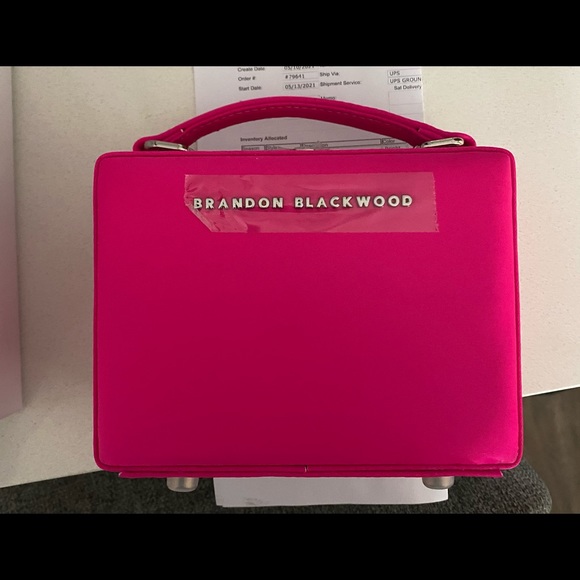 Mini Kendrick Trunk | Bright Fuchsia Nylon - Picture 2 of 5